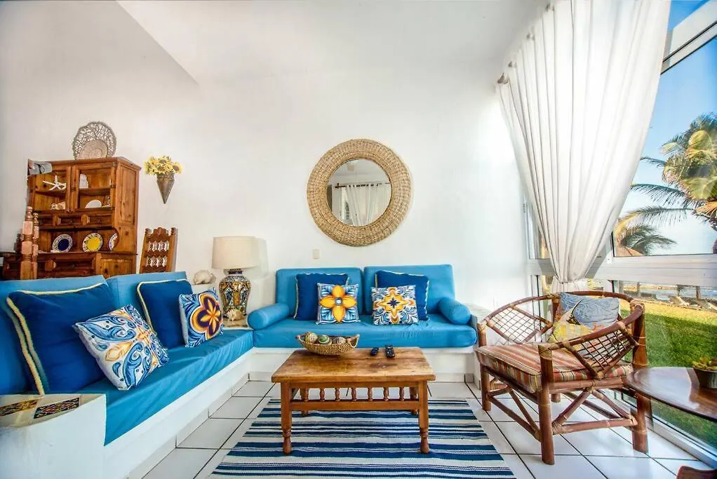 Caribbean Sea Front 2 Bedroom 2 Ba - Ground Floor- Large Pool -Seaweed-Free Beach Akumal Apartmán